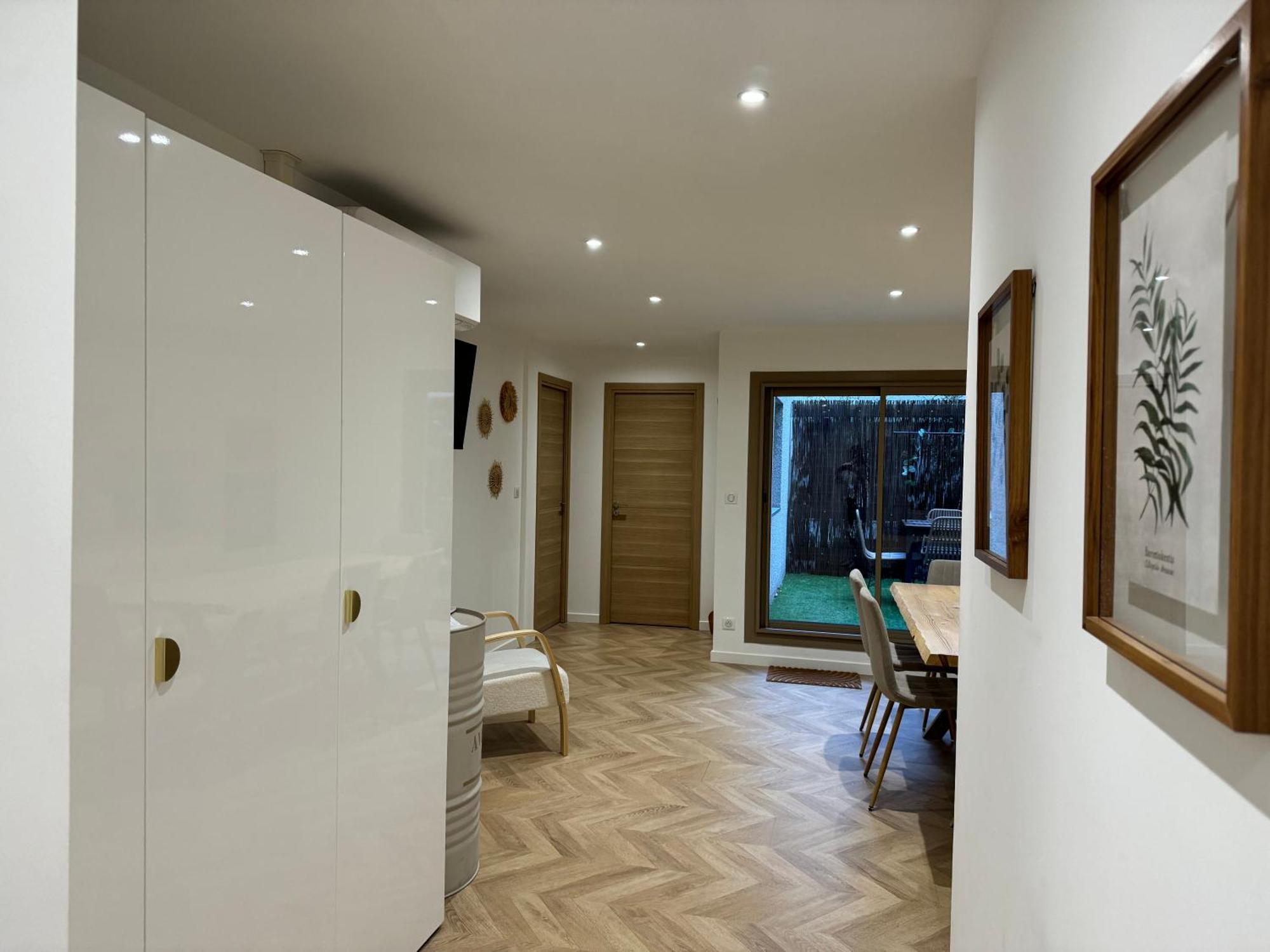 Le Rive Droite - Gare Centre - Wifi - Terrasse - Face Remparts Apartment Avignon Luaran gambar